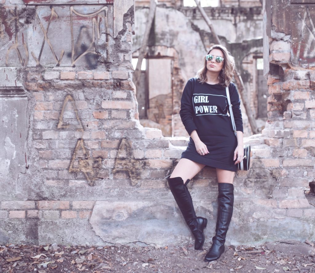 Look Fashion and Comfy | Vestido Moletom e bota over the knee